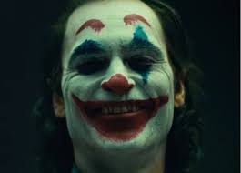 Film joker sukses bikin netizen ketakutan usai menontonnya. Ini 5 Fakta Menarik Tentang Makeup Karakter Joker Yang Jadi Fenomenal Bukareview
