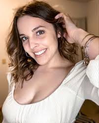 Low-tech dream: Breakfast in bed with a DIY tray