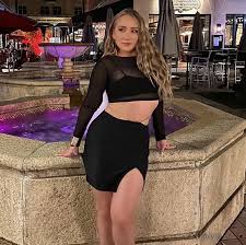 ebony Brantford | Ladys.one