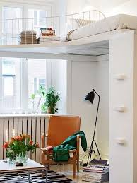 I letti a soppalco matrimoniali hanno subito un'incredibile evoluzione nel corso del tempo, presentandosi come elementi d'arredo utili e salva spazio. Letti Matrimoniali A Soppalco False Ceiling Living Room Apartment Therapy Small Spaces Modern Loft Bed