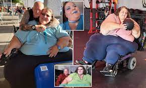 British man moved from Yorkshire to the US become the sole carer for his  52-stone wife | Daily Mail Online