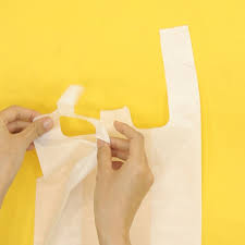 イライラとおさらば レジ袋を簡単に開ける裏ワザ2選 レジ袋 ビニール袋 開かない イライラ 開ける 簡単 裏ワザ 裏技 ママタス レジ袋 裏ワザ 袋