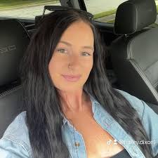 Hailey Dixon (@hailey.dixon1) • Instagram photos and videos