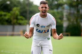 Santos value alberto at £37.5 million after the striker scored 51 goals in 32 games at youth level last year. Recordista No Santos Yuri Alberto Conta Com Apoio De Idolos E Rodrygo Por Redencao Gazeta Esportiva