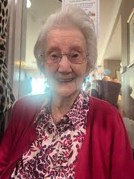 Great afternoon spent recently entertaining the residents & staff at Meadow  View Care Home, Enniskillen!