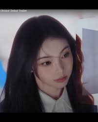 Netizen mulai berspekulasi bahwa Ian akan menjadi visual center dari girl  group baru SM Entertainment, Hearts2Hearts. Dalam trailer debut resmi yang  dirilis, para anggota grup menarik perhatian publik, dan Ian—anggota yang  mengenakan