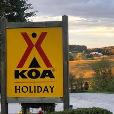 Hocking Hills KOA Holiday | Logan OH