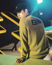 Mp3 duration 2:15 size 5.15 mb / cami1212 4. Fendiman Lyrics Jackson Wang The Art Of Mike Mignola
