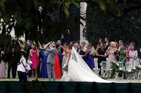 Andreia rodrigues brindou os seus seguidores nas redes sociais com a partilha de mais um momento inédito: 6 Âª Avenida O Casamento Da Andreia Rodrigues E Daniel Oliveira