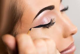It is important to highlight the brow bone and apply light eyeshadow on the inner corners of the eye. How To Apply Eyeliner And Kajal On Different Eye Shapes The Wallet