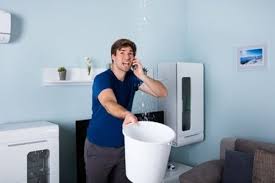 En cas de problème, la première chose à faire toute fuite d'eau engendre une humidité importante au sein du logement, qui peut vite se révéler problématique. Fuite D Eau Par Un Plafond Que Faire