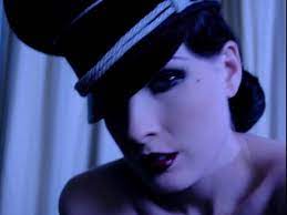 Wood claims this in her instagram stories this weekend. Evan Rachel Wood Files Police Report Against Marilyn Manson S Wife Lindsay Usich Over Alleged Blackmail Photos Pressboltnews