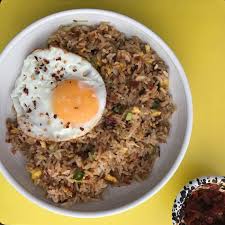 Sedikit minyak ikan thai , gula , garam & lada sulah. How To Cook The Perfect Nasi Goreng Recipe Food The Guardian