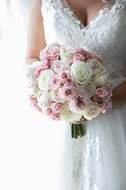 Artificial flowers bridal bouquet for wedding silk rose fake flowers wedding bouquets for indoor home birthday party bulk christmas office table decorations. Pink Wedding Bouquets And Flowers Arabia Weddings