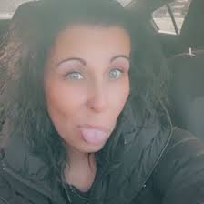 Leann White (leannakalele)