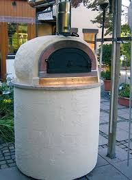 Holzbackofen Brotbackofen Und Grillofen In Einem Blochle Teigwarengerate Holzbackofen Ofen Backen