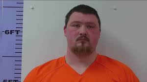 Fostoria PD: Bowling Green man arrested for attempting to meet up with  minor for sex