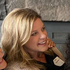 CHUBBY FINGERS* Can we talk about chubby fingers? I've never seen anyone  posting about this, but my fingers get so chubby & tight after a few miles.  Any ideas or suggestions please?