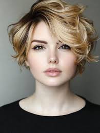 Flattering Short Hairstyles for Chubby Faces: Styles to Enhance and Define