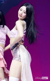 오마이포토] 르세라핌 허윤진, 설렘 가득 - 오마이스타