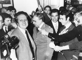 Aug 14, 1996 · antonio de spinola, the monocled general who served briefly as portuguese president following the 1974 coup that set the country on the road to democracy, died today. Mario Soares And Antonio De Spinola Lisbon 15 May 1974 Cvce Website