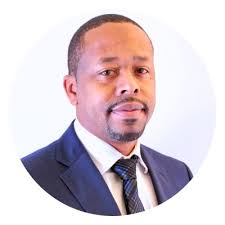 Very excited to share that I've started a new role as Program Manager at  Powin! After 7 years at Tesla, I'm looking forward to focusing