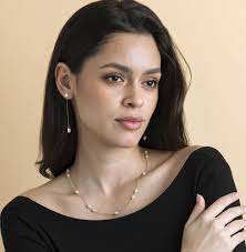 White Freshwater Pearl Tincup Anna Necklace