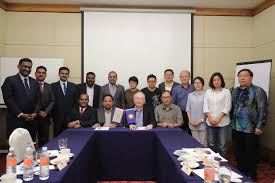 President of malaysian indian congress (mic) & former president of the senate, parliament of malaysia mic.org.my. Mca And Mic Want To Move On From Barisan Nasional