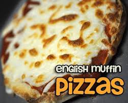 100 Calorie English Muffin Pizzas Goodeness Gracious 100 Calorie Meals Low Calorie Recipes 100 Calorie Snacks