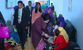 Over in malaysia, king muhammad v tied the knot with his beloved oksana voevodina. First Lady Of Maldives Meets Her Malaysian Counterpart