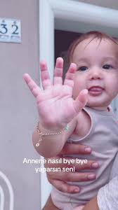 Annene Nasıl Bye Bye Yaparsın Sen!
