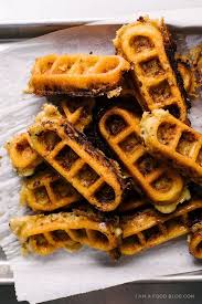 Mac And Cheese Waffles I Am A Food Blog Recipe Food Mac And Cheese Recipes