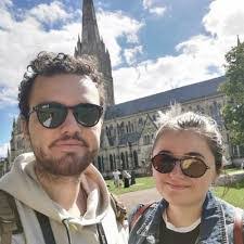 Eloise Marsh's Instagram, Twitter & Facebook