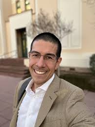 Daniel Cozad's Instagram, Twitter & Facebook