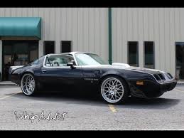 Последние твиты от beautiful trans women(@transbeauty23). Whipaddict T Top 81 Pontiac Trans Am Firebird On 22s Front 24s Back By Atlanta Custom Wraps Youtube