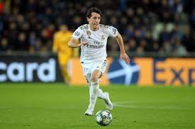 Encuentra la tercera equipación 20/21, camiseta y pantalones cortos para hombre, mujer y niños. Daily Schmankerl Bayern Munich Interested In Real Madrid S Alvaro Odriozola As Alternative To Hakimi Bavarian Football Works