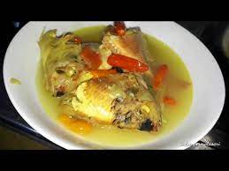 Ada banyak resep ikan bumbu kuning yang bisa kamu masak sendiri. Ikan Mujair Kuah Kuning Youtube