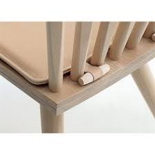 I Like This So Much Better Than Ties Could Use Toggle Buttons Strung On Cord Sewn Into The Seams Of The Seat Cushion Construction Diy Furniture Home Diy Decor