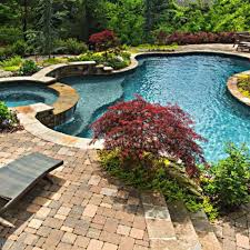 Pin By Roberta Incorvaia On Pool In 2020 Swimming Pool Designs Backyard Pool Small Pool Design