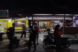 Gempa bumi magnitudo 6,2 di blitar, jumat. Rp7jrlewkz2g2m