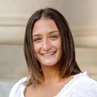 Rose Cascio's Instagram, Twitter & Facebook