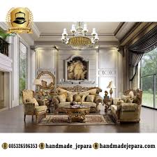 Menggunakan konsep serba luxury menjadi salah satu kelebihan desain ini. Sofa Tamu Mewah Classic Handmadejepara Com