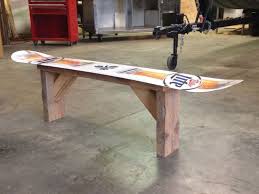 Snowboard Bench Bench Diyhomeaccesoires Snowboard In 2020 Tischbeine Holz Snowboarden Deko