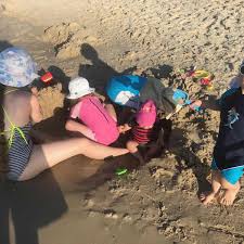 Eigentlich sind wir ja eher die spontanreiser, aber wenn es um eine flugreise in den sommerferien geht, sollte man vielleicht doch ein wenig planen. Spartipp Urlaub Fur Familien Mit Vier Kindern Gunstig Buchen Mama Maus Blog