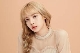 Blackpink S Lisa Officially Becomes Most Followed K Pop Idol On Instagram Soompi Https Www Soompi Com Article 1317676wpp Black Pop Idol Blackpink Kpop Idol