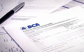 Sebelum ke inti pembahasan tentang contoh surat lamaran kerja di bank bca alangkah baiknya jika kita mengetahui terebih dulu sedikit sejarah dari bank central asia atau yang lebih kita kenal dengan bca. Biaya Deposito Bca 2021 Setoran Awal Syarat Cara