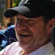 Loretta Squires's Instagram, Twitter & Facebook