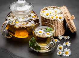 Dried chamomile add the dried chamomile to the jar and add the scoop and put on the lid tightly. What Is Chamomile Tea And Its Health Benefits Food Recipes