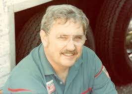 Dan Esslinger's Instagram, Twitter & Facebook