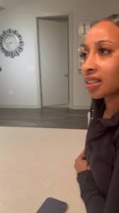 When MoMo asks her girls what should she do about “Stunna's” threat towards  D!